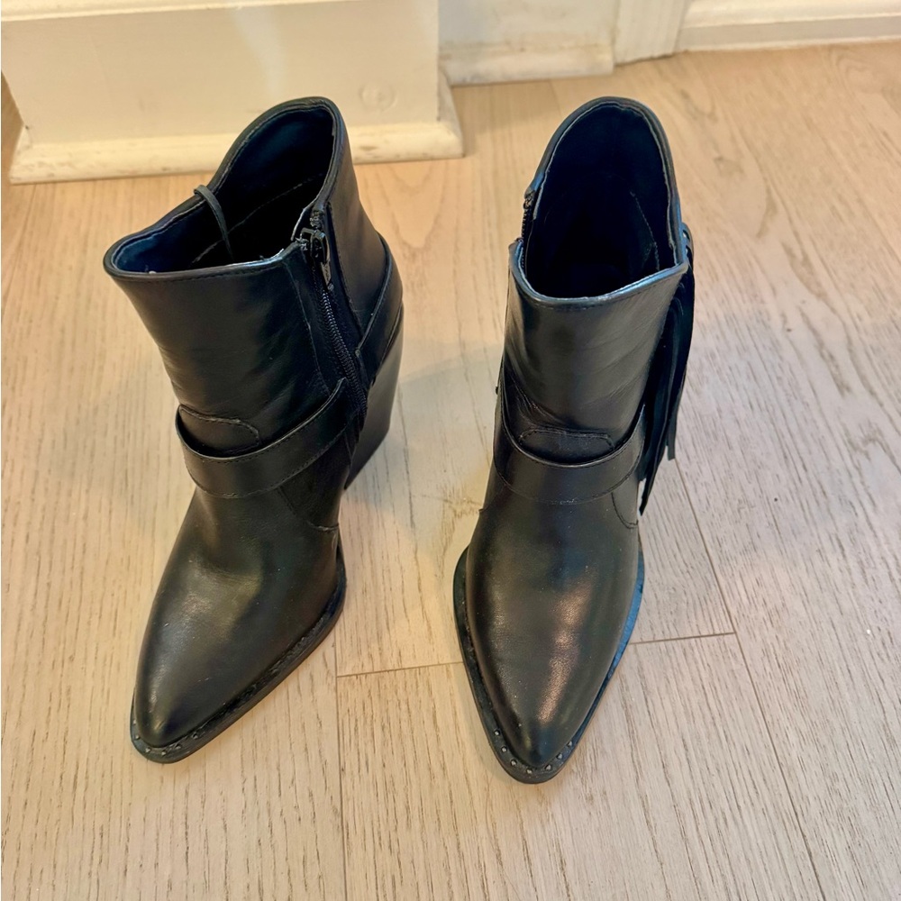 Gianni Bini Black Ankle Booties with Fringe